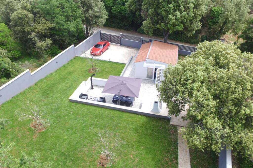 Apartment In Park Forest Soline Near The Sea Pjescana Uvala Bagian luar foto